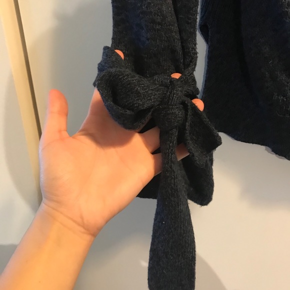 Sweater - Picture 5 of 5